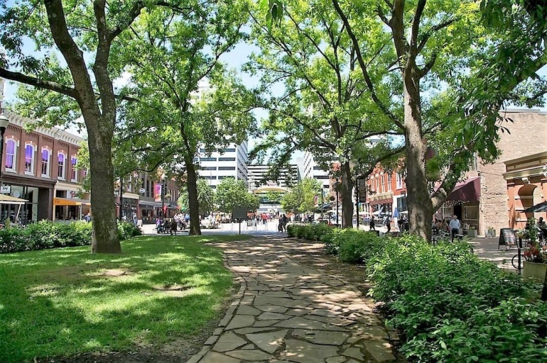market-square-downtown-knoxville