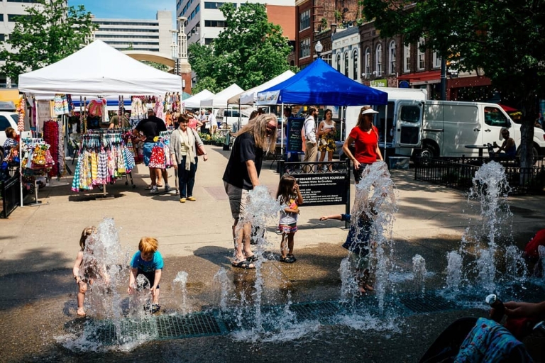 Farmers' Market Downtown Knoxville